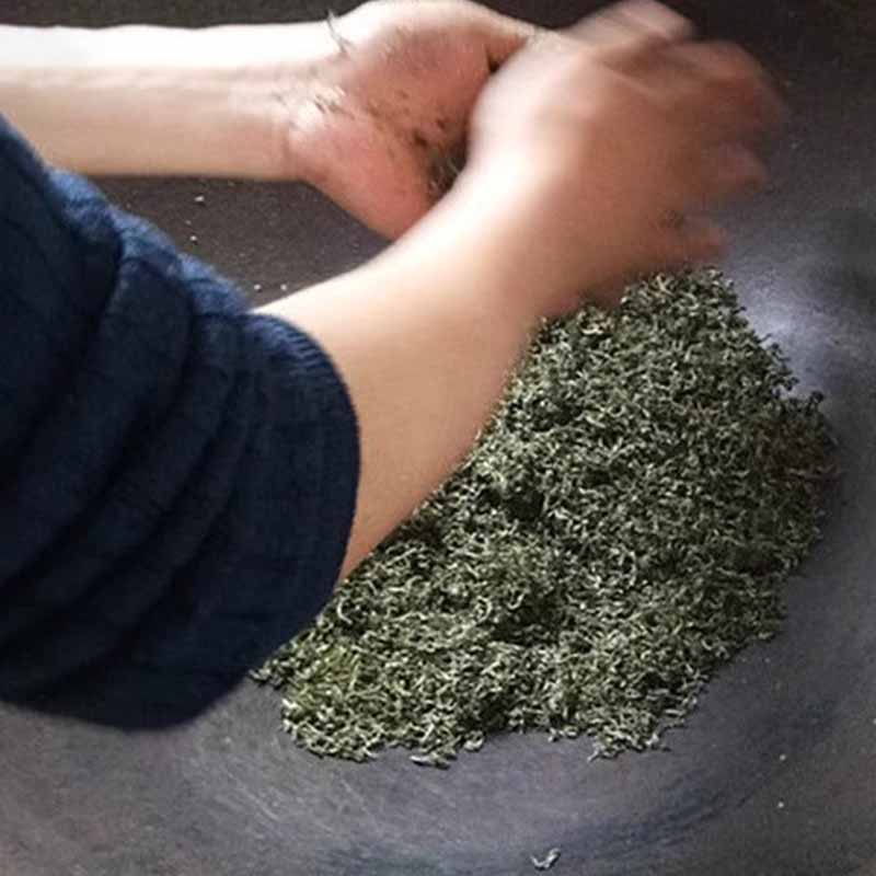 Dongting Biluochun Green Tea – Handcrafted Spiral Leaves with Floral Sweetness from East Mountain, Suzhou,100g Tin