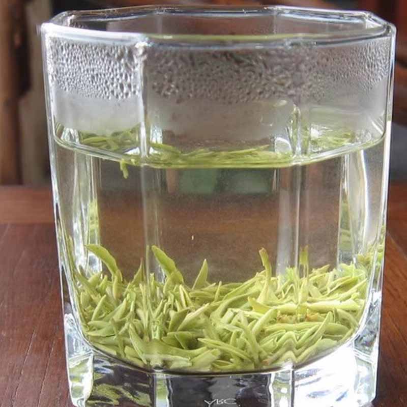 Dongting Biluochun Green Tea – Handcrafted Spiral Leaves with Floral Sweetness from East Mountain, Suzhou,100g Tin