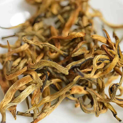 Golden Bud Black Tea – Fengqing, Yunnan
