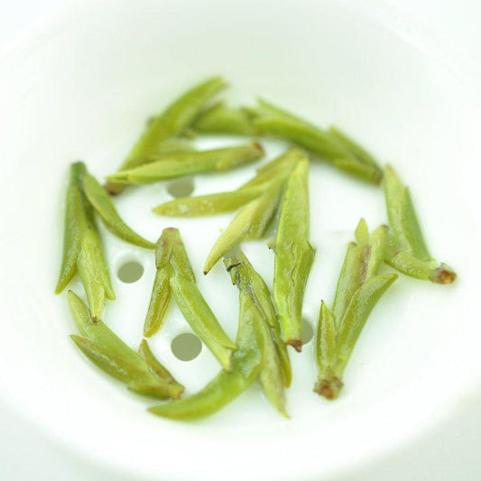 Hangzhou Ujiuzao Longjing Green Tea – 2025 First Spring Harvest · Ideal for Daily Brewing