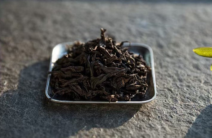 Wuyishan Dahongpao Oolong Tea – Rock Tea King from Semi-Rock Core Region, Hand-Roasted Excellence