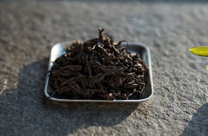 Wuyishan Dahongpao Oolong Tea – Rock Tea King from Semi-Rock Core Region, Hand-Roasted Excellence